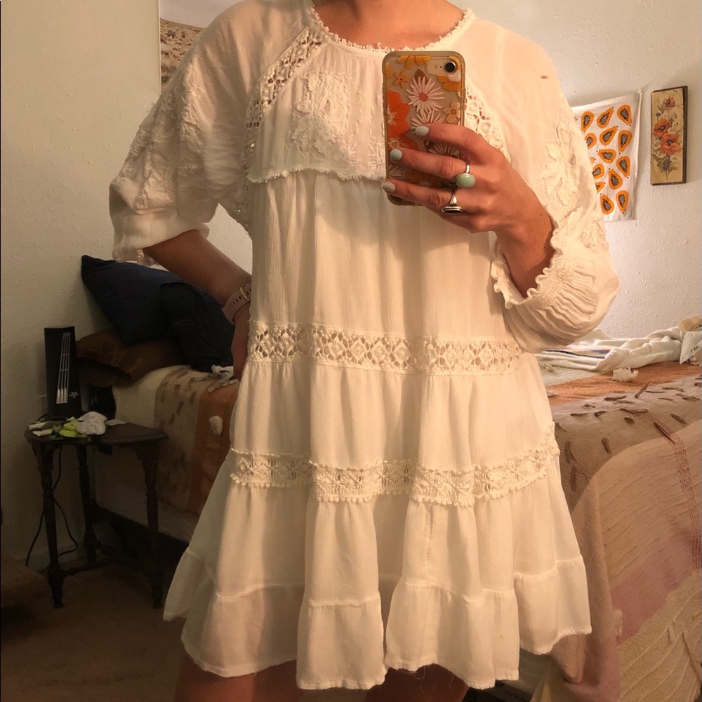 Gorgeous Free People white Lacey dress